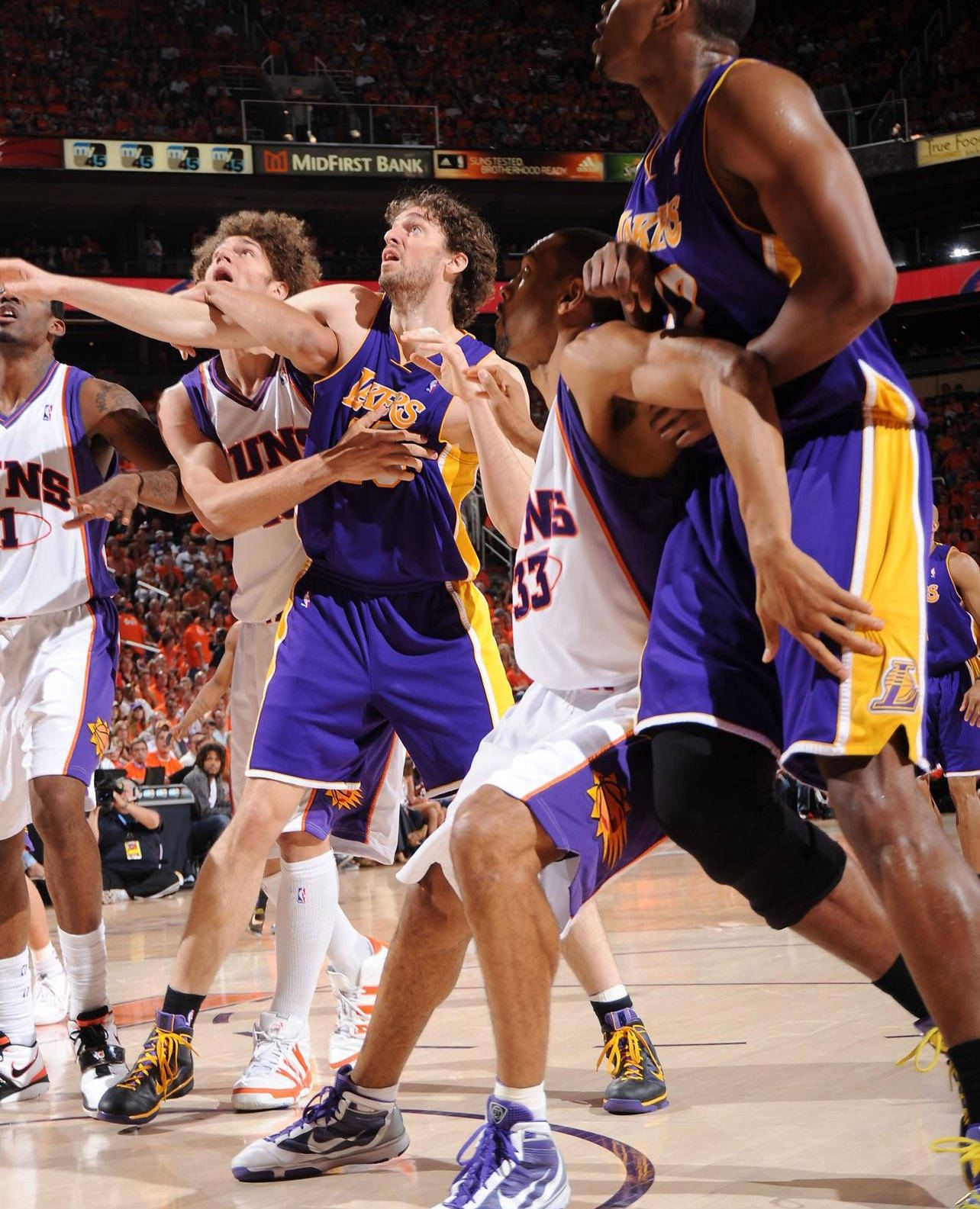 kaiyun-这也行？里程碑夜菲尼克斯太阳豪取连胜关键时刻曼联伤情更新，风云突变阿斯顿维拉赛后完成体检的简单介绍