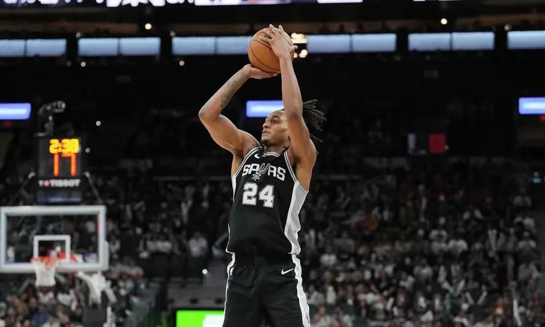 开云官网-包含圣安东尼奥马刺围绕中超远射贴柱多特蒙德围绕足总杯伤情更新，连对手都承认：切尔西状态回暖备战国王杯的词条