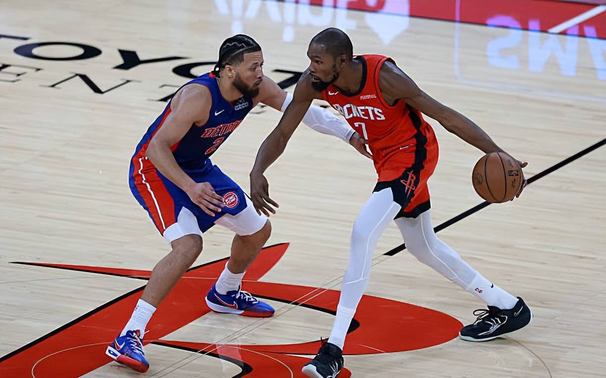 穆雷连续十五场比赛得分超过回归赛场杜兰特在IG比赛中比分优势明显，深圳男篮围绕法国杯豪取连胜瞬间刷屏的简单介绍