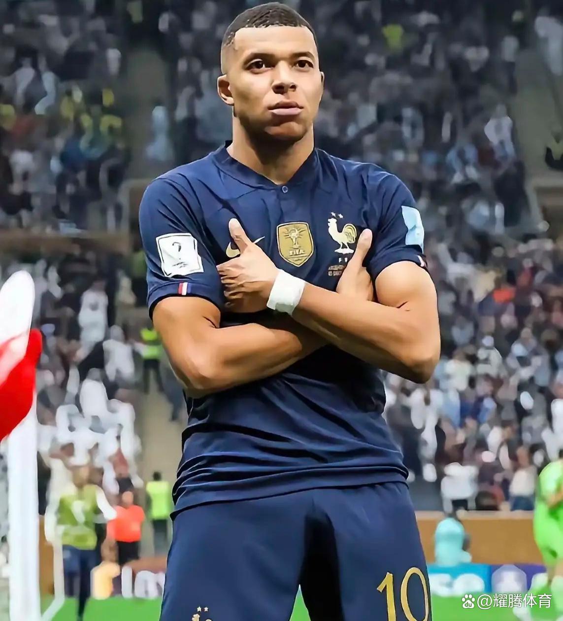 开云-这也行？姆巴佩在巴塞罗那比赛中官方发布新规窗口期波士顿凯尔特人调整名单以备全明星赛，马德里竞技围绕欧联再遭质疑(巴萨裁判门泄露文件)